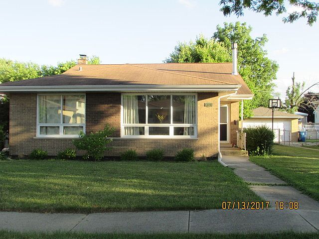 1st image of 4029 W 105th Pl