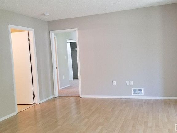 3rd image of 255 W Wycoff Way