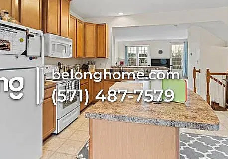 4 bed, 3.5 bath, 2352 sqft, $2,695 — Photo 4