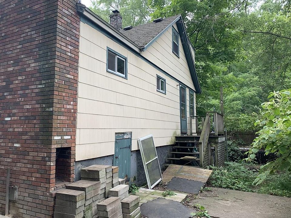 2nd image of 51 Herbert St