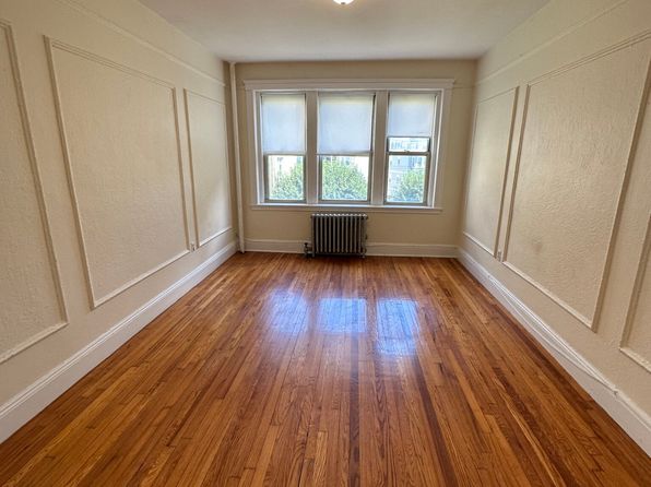 24 Colborne Rd APT 22