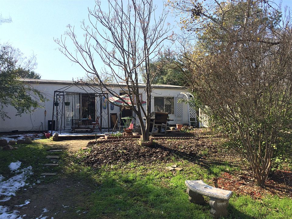 1st image of 41572 Lemon St