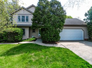 1976 Willow Ridge Cir, Kent, OH 44240