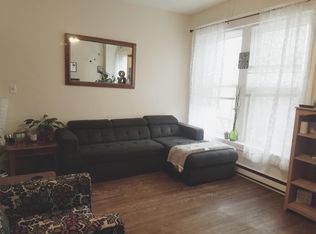 2 W 2nd St APT 2, Frederick, MD 21701