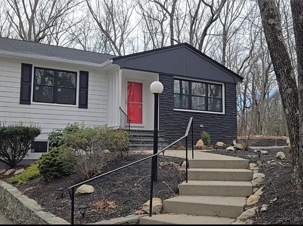 1 Angell Rd, Lincoln, RI 02865