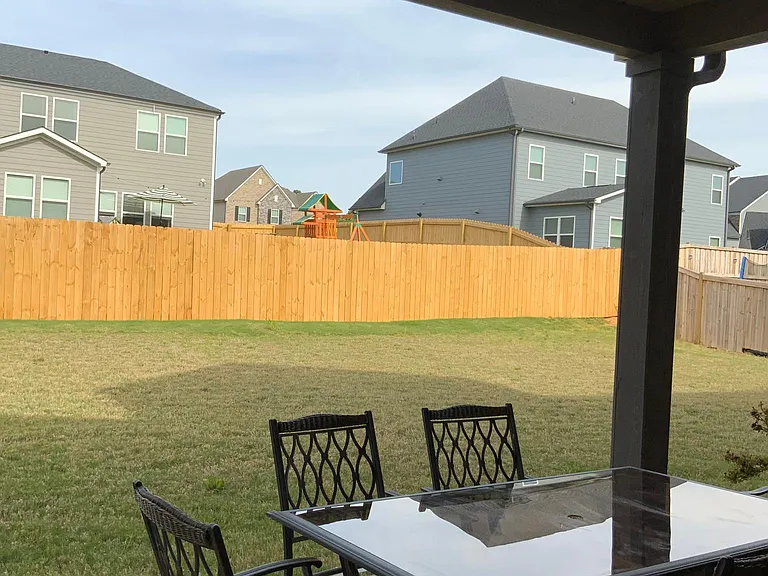 1470 Fort Dr — Photo 21