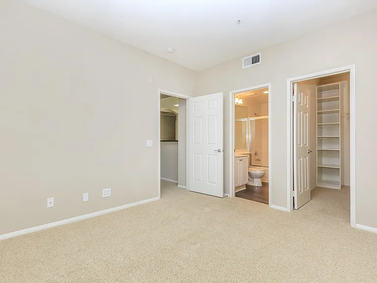Laurel Terrace Apartment Homes — Photo 36