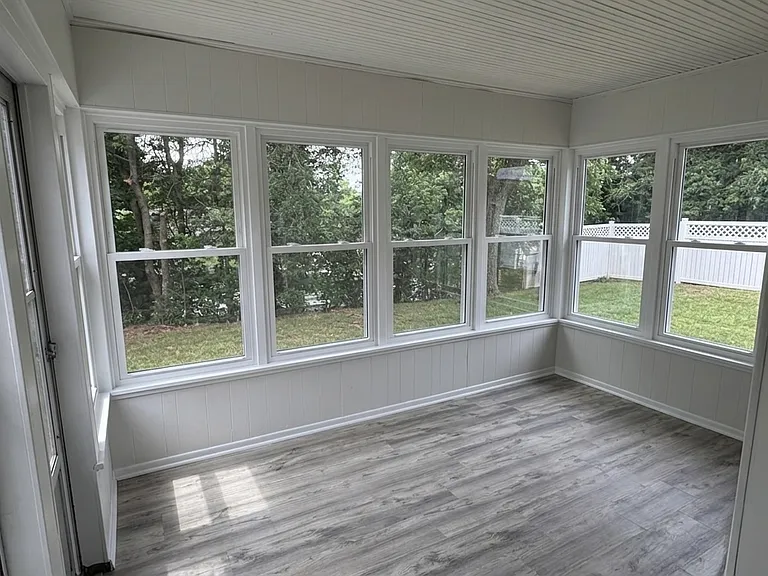 132 Concord St — Photo 10