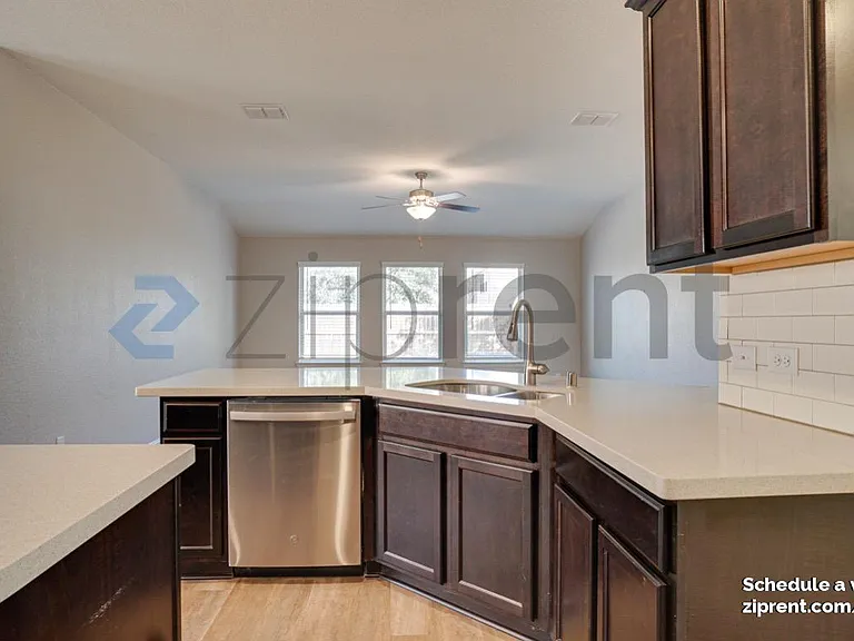 217 Cedar Canyon Dr — Photo 10
