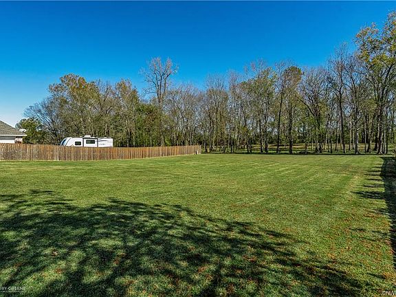 5th image of 1817 Bayou Bend Dr