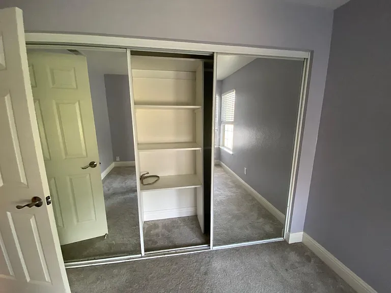 1131 Valley Oak Pl — Photo 3