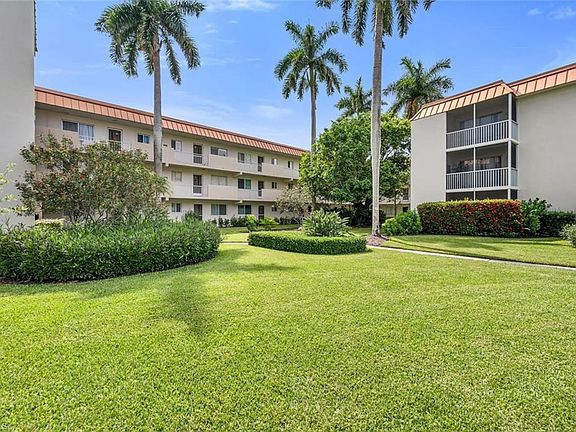 3rd image of 1100 Gulf Shore BLVD N #312