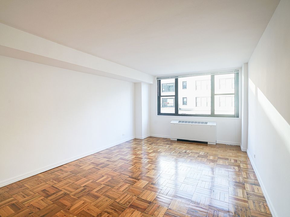 1st image of 315 W 57th St APT 18C