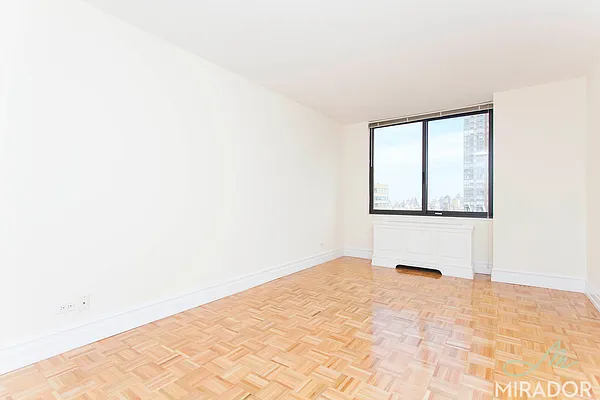 Rented by Mirador Real Estate | media 3