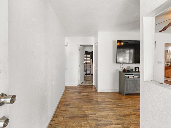 2nd image of 328 N 10th St