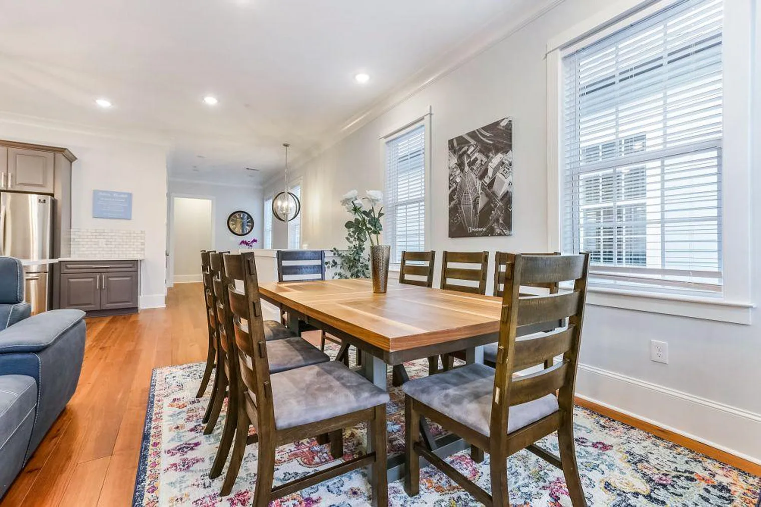 5 bed, 3.0 bath, 2292 sqft, $12,416 — Photo 3
