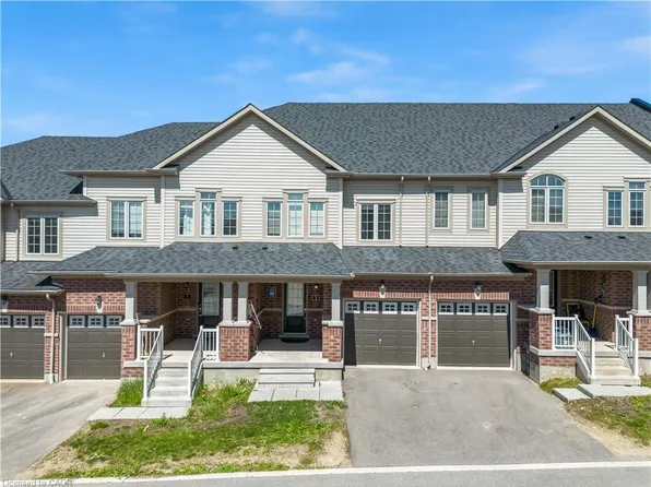 740 Linden Dr #4, Cambridge, ON N3H 0E3