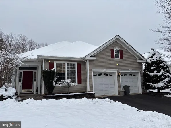 179 Mirage Blvd, Barnegat, NJ 08005