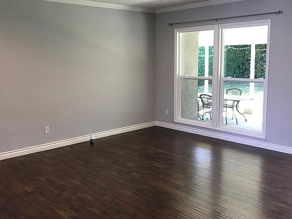 3rd image of 10214 Sophia Ave