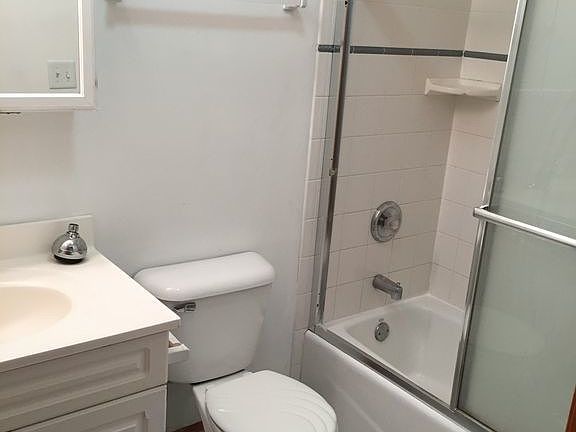 2nd image of 5359 W Newport Ave