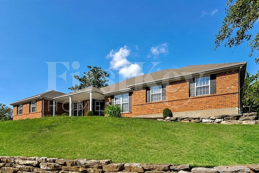 4 bed, 3.5 bath, 3979 sqft, $3,585 — Photo 1