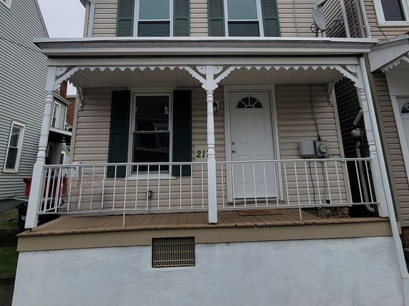 215 N 3rd St