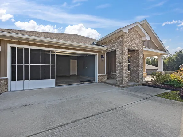 3277 Chappelwood Dr, Crestview, FL 32539