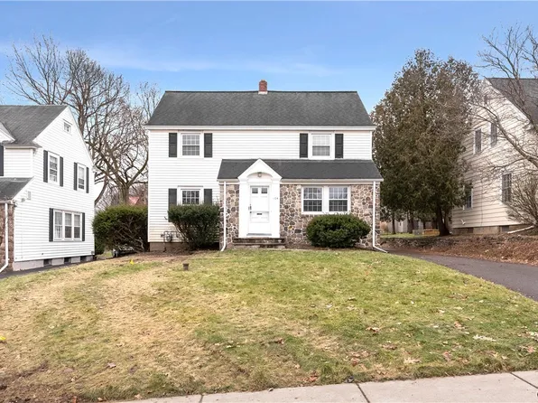 104 Pelham Rd, Syracuse, NY 13214