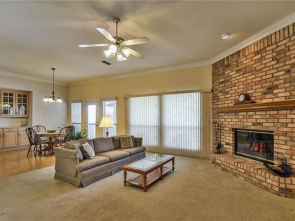 4th image of 6208 Westover Dr