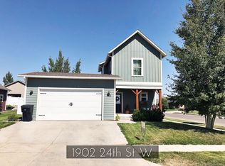 1902 24th St W, Williston, ND 58801