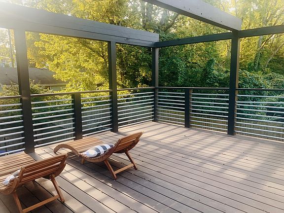 Upper level deck, accessible through upstairs family room