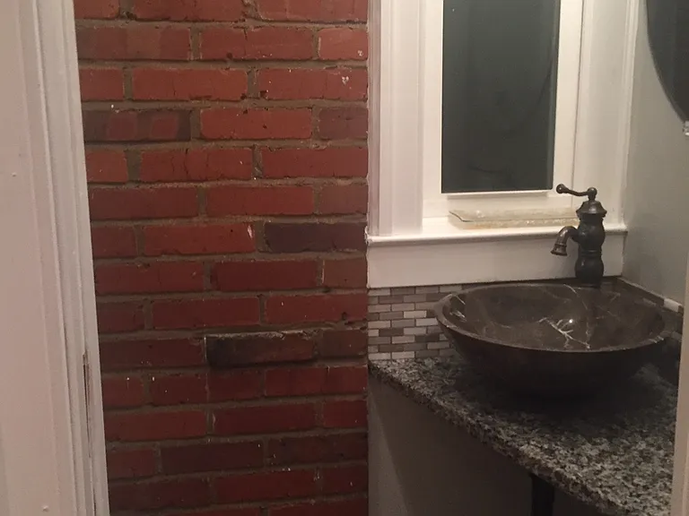 N Pershing Dr — Photo 20
