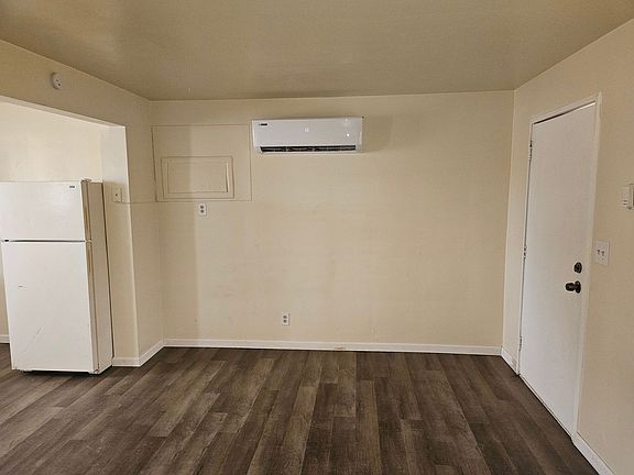 5th image of 336 Moser Ave APT 5