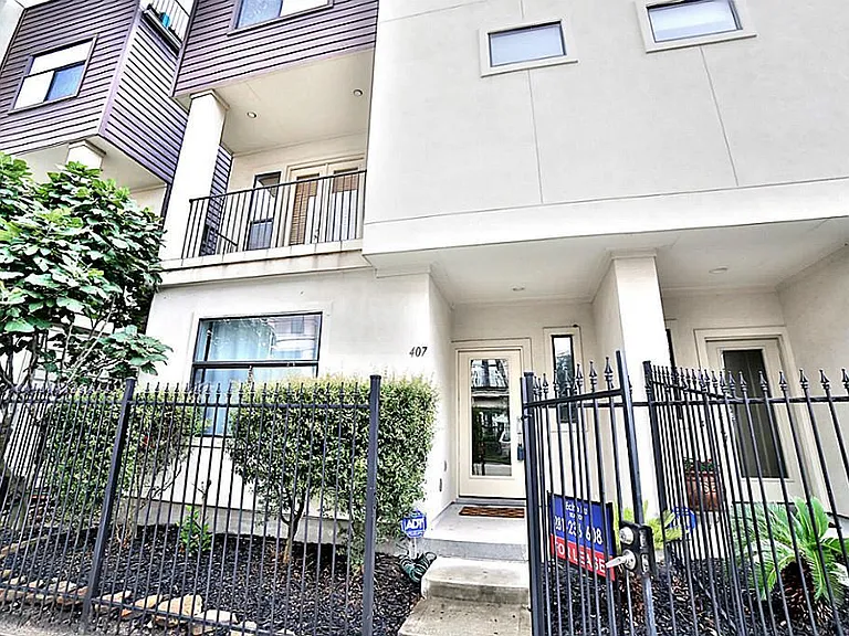 407 Jackson Hill St — Photo 2