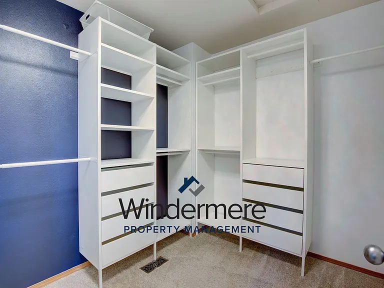 1134 NW Redwing Dr — Photo 21