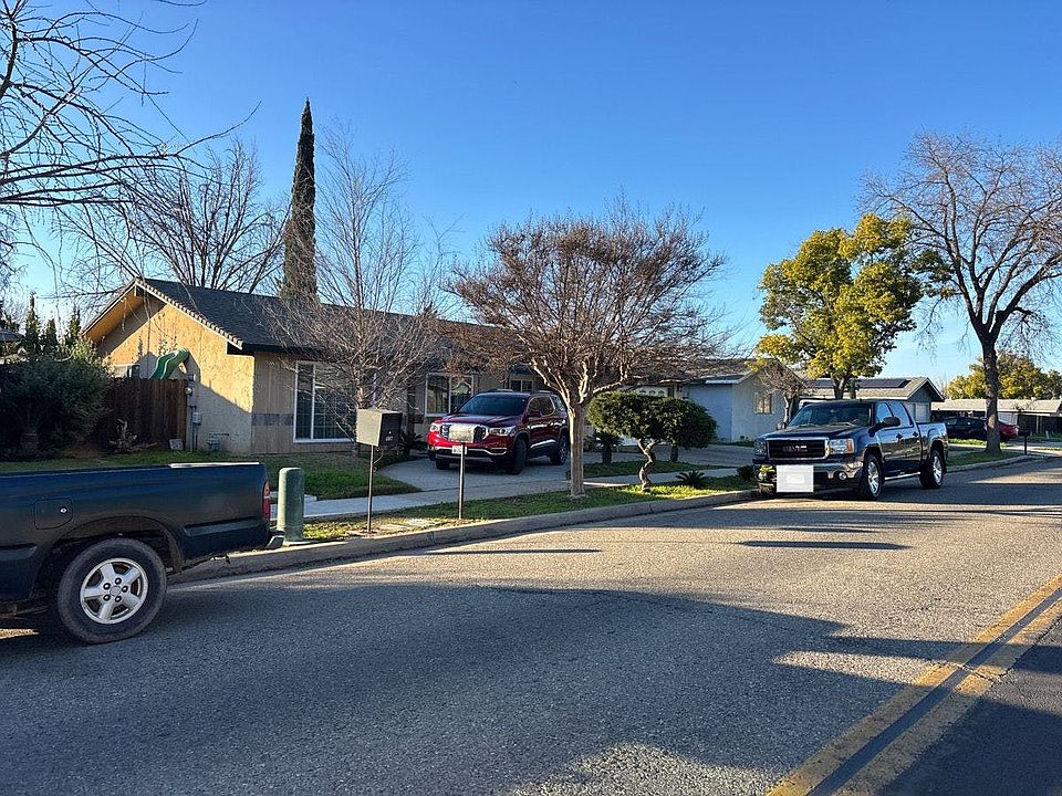 1st image of 415 N Minnewawa Ave