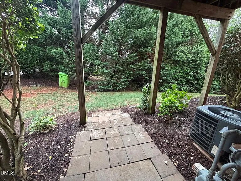 7252 Corvette Ct — Photo 5