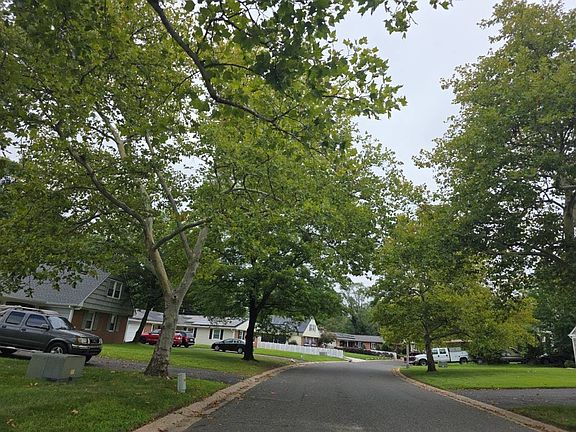 5th image of 116 Club House Dr