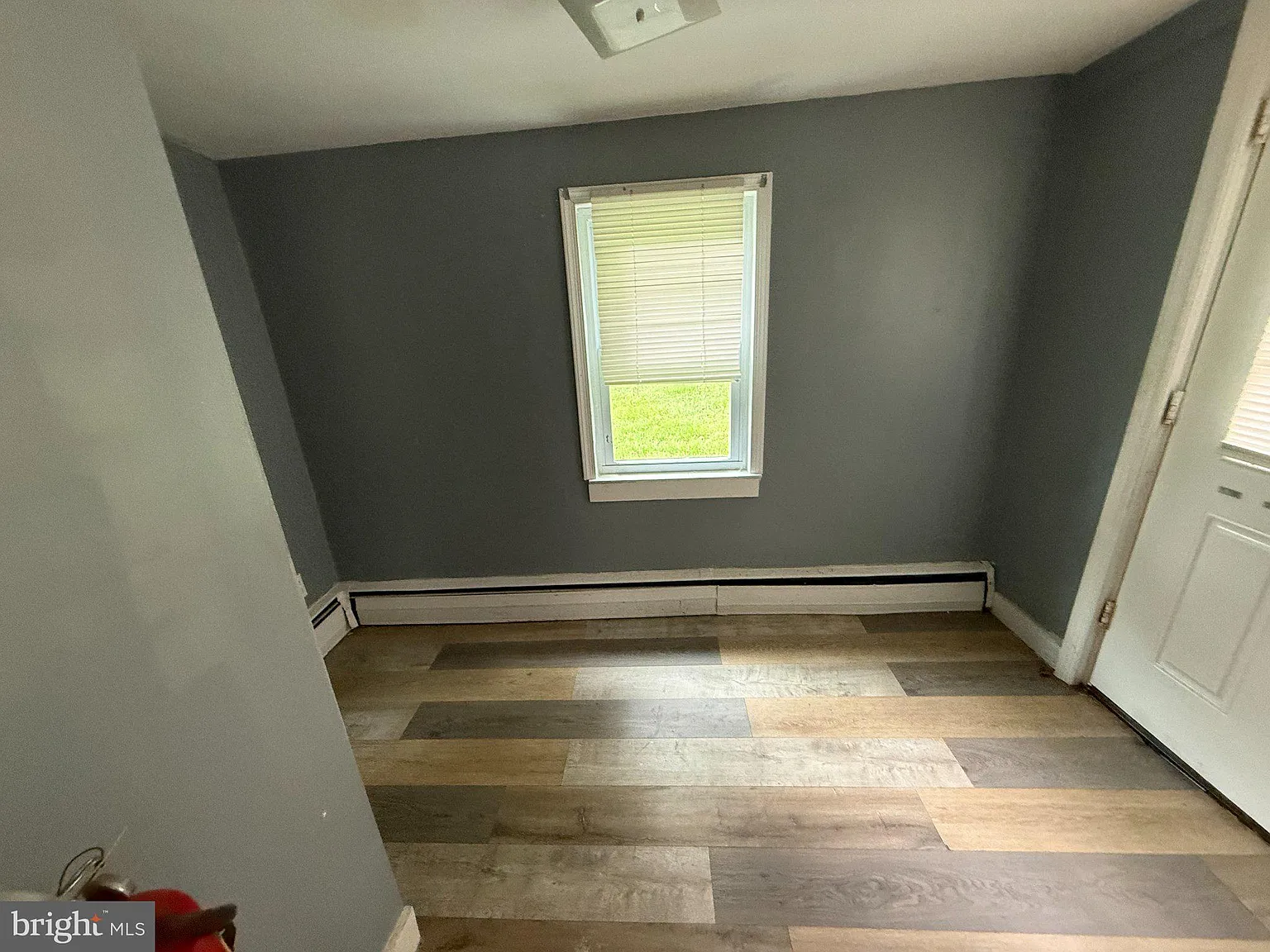 2 bed, 1.0 bath, 860 sqft, $2,200 — Photo 3