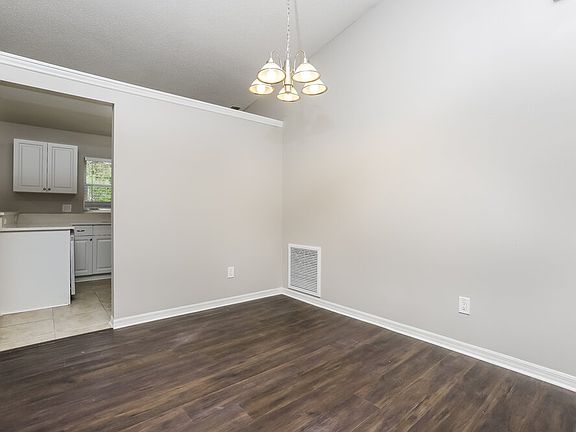 5th image of 1816 Concord Dr