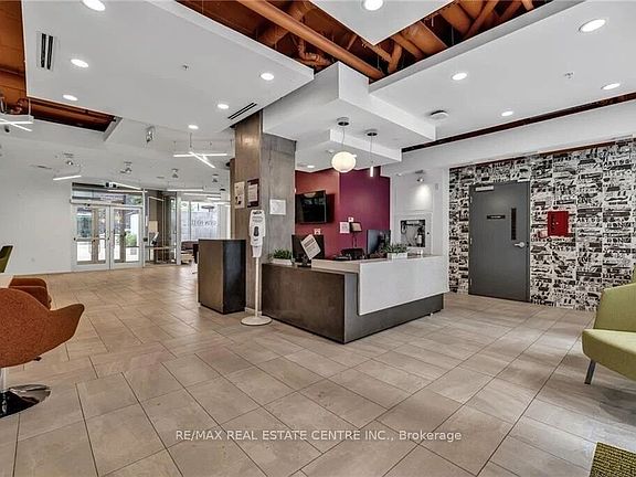 3rd image of 105 Champagne Ave S #2006
