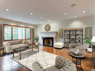 149 Whistler Rd, Manhasset, NY 11030