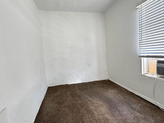 5th image of 419-421 N Wild Olive Ave Unit 4