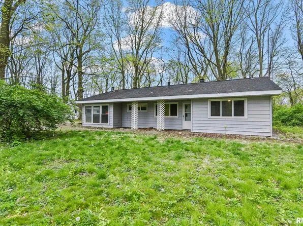 110 Sumner Ln, Springfield, IL 62707