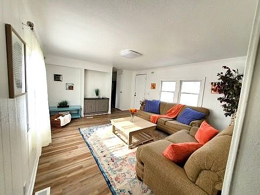 2nd image of 511 E 1st St Unit 34