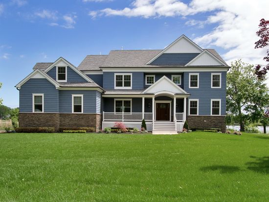 56 Rivers Edge Dr, Little Silver, NJ 07739