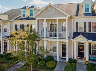 1027 Christopher Dr, Chapel Hill, NC 27517