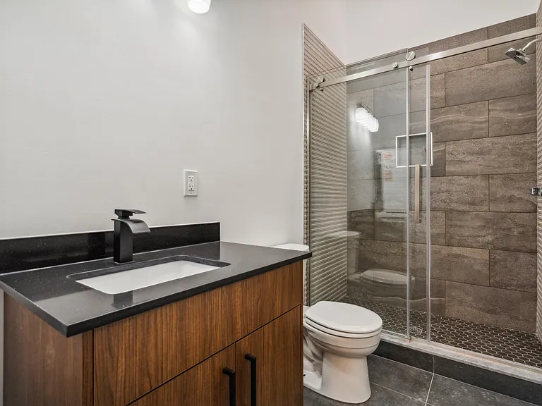 212 Church St #7 — Photo 16