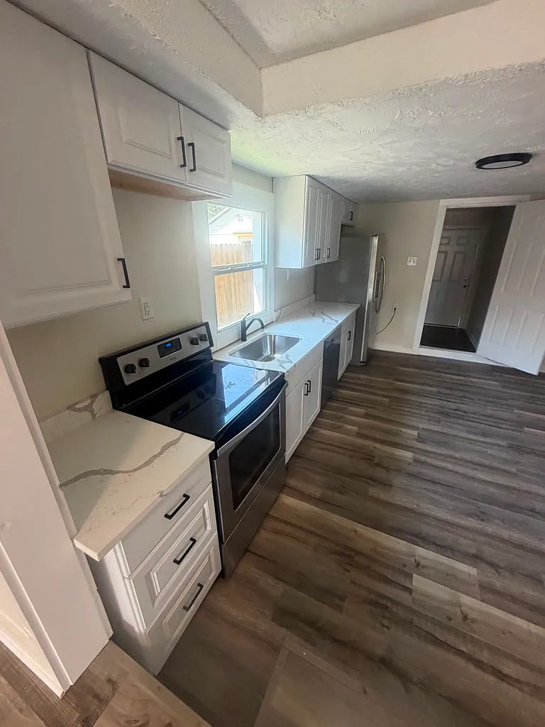 2146 Gent Avenue - 1 — Photo 3