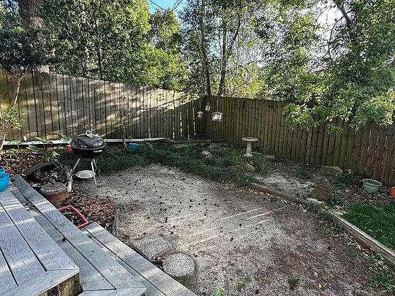 4th image of 2817 Misty Garden Cir